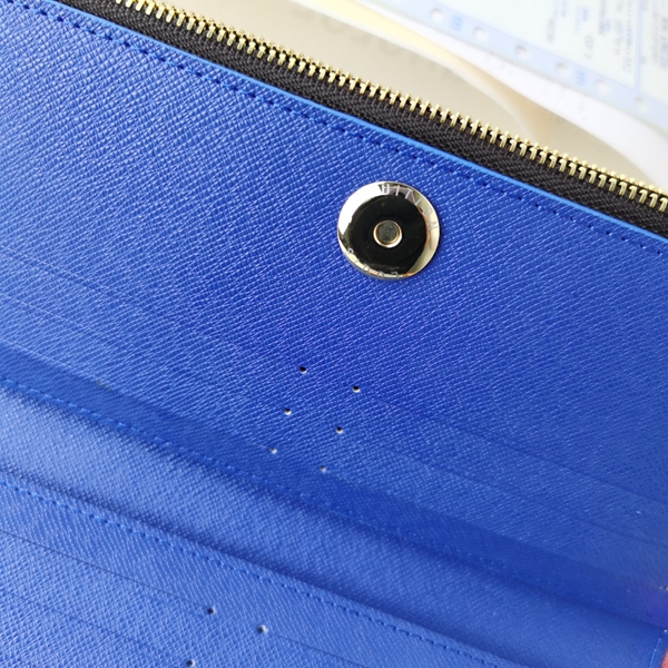 LVコピーウォレット角部分ディテール